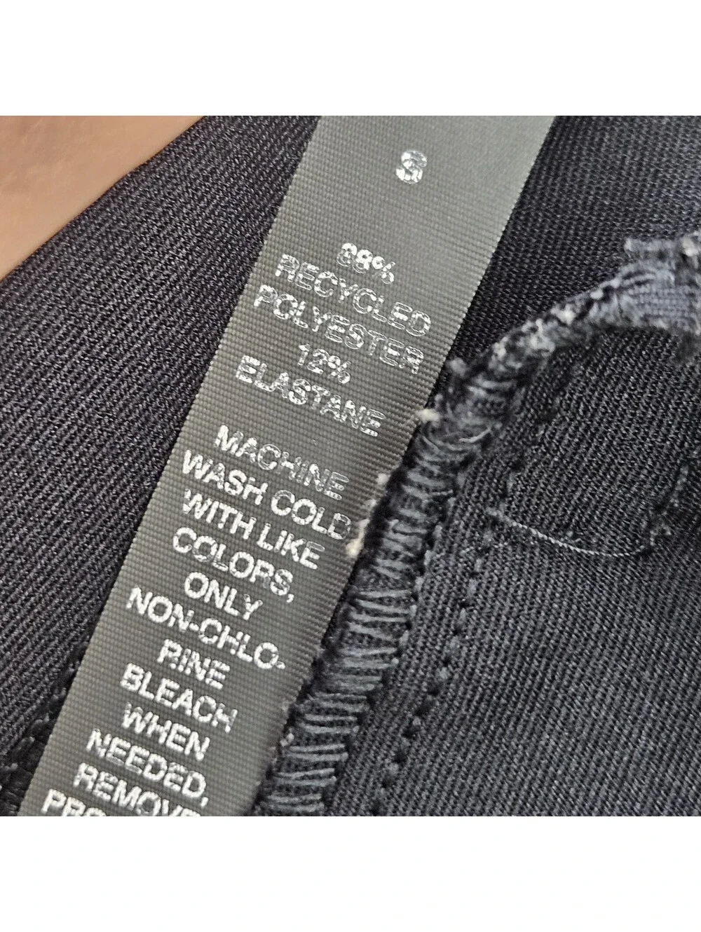 VUORI Sunday Performance Jogger Pants Men Small #V416 Black Taper